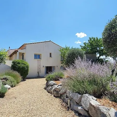 Дом отдыха Lavande- Family With Pool Near Pezenas